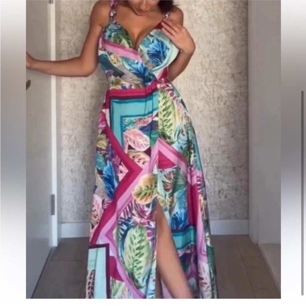 NEW ZARA Multicolor Tropical Print Dress size S
🚨NO DISCOUNT - Picture 5 of 7